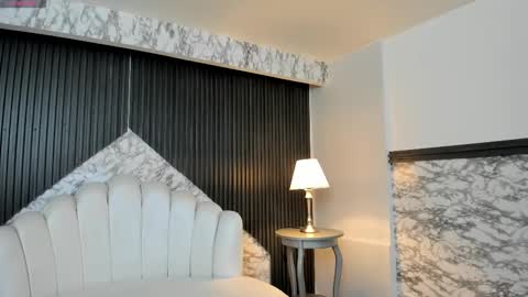 Snapshot of prettybullet chatting on February 12, 12:12 pm     GTM-5         online show from February 12, 12:12 pm