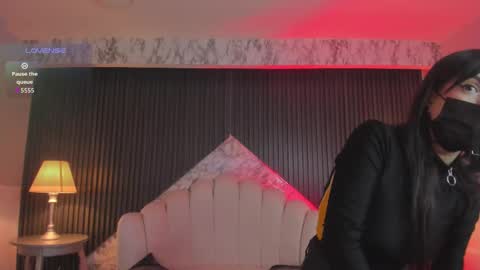 Snapshot of prettybullet chatting on October 28, 12:28 pm     GTM-5         online show from October 28, 12:28 pm