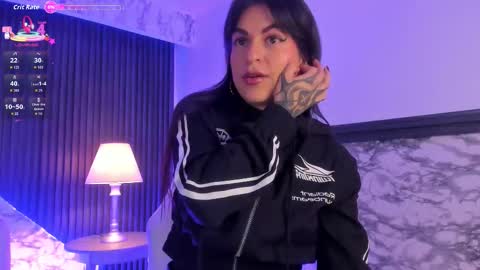 Snapshot of prettybullet chatting on September 23, 12:21 pm     GTM-5         online show from September 23, 12:21 pm