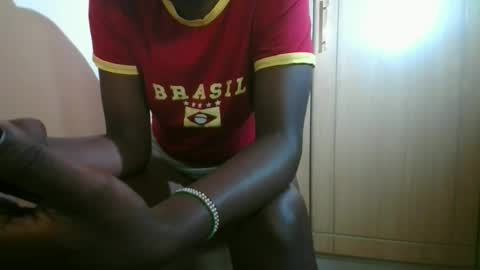 prettychocolata online show from April 11, 10:08 am