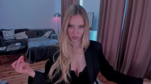 Eva online show from February 3, 12:20 pm