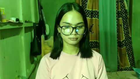 prettykhelcy online show from March 31, 12:27 pm