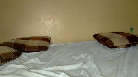 prettyzuzu online show from December 3, 8:37 am