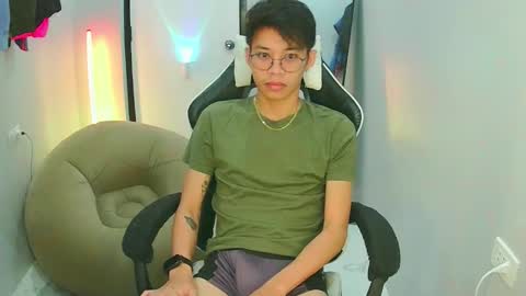 prince_harrison online show from February 16, 11:03 pm