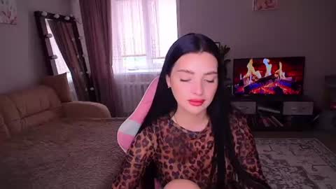 princessamira1 online show from July 28, 7:17 am