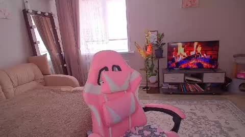 princessamira1 online show from July 30, 5:08 am