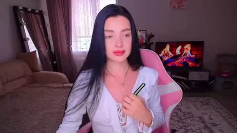 princessamira1 online show from July 27, 7:06 am