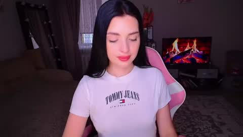 princessamira1 online show from July 26, 6:11 am