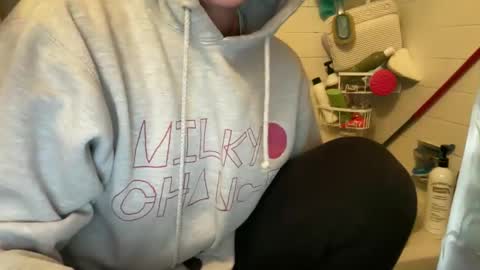 Snapshot of princessoftenis44 chatting on February 24, 12:09 am princessoftenis44 online show from February 24, 12:09 am