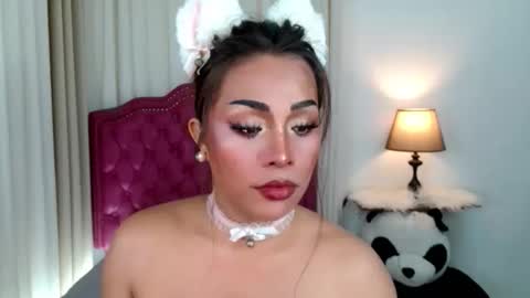 princessyanzy1 online show from January 14, 8:39 pm