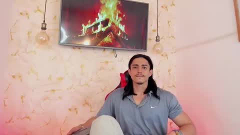 privilegewc online show from October 19, 1:10 am