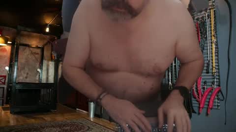 Snapshot of pryapus69 chatting on January 31, 12:18 pm Kinky online show from January 31, 12:18 pm