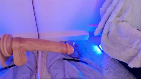 psycodoll online show from April 29, 5:30 pm