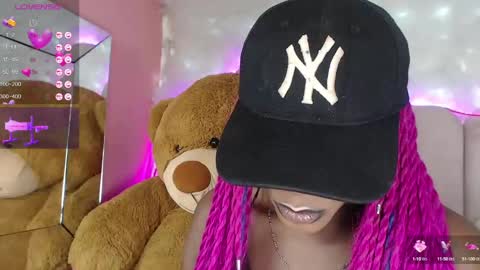 Snapshot of puca_eboony chatting on February 15, 5:50 pm pucca online show from February 15, 5:50 pm