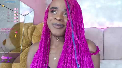 Snapshot of puca_eboony chatting on January 28, 10:12 pm pucca online show from January 28, 10:12 pm