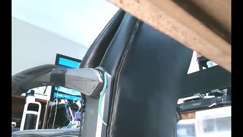 pudgy online show from March 27, 4:18 am