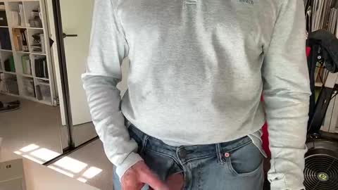 puffiest online show from November 26, 6:10 am