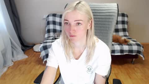 Polly online show from April 9, 6:19 am