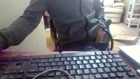 pup_y online show from November 19, 6:28 pm