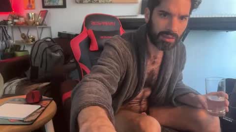 Pup Scritch online show from January 7, 6:46 pm