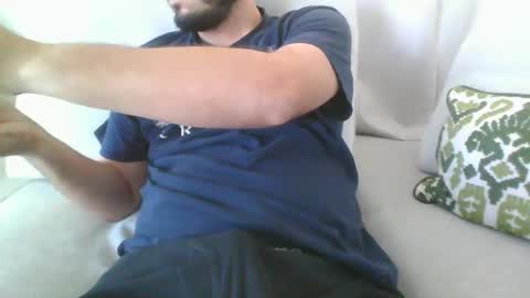 puritopurito online show from April 20, 8:01 pm