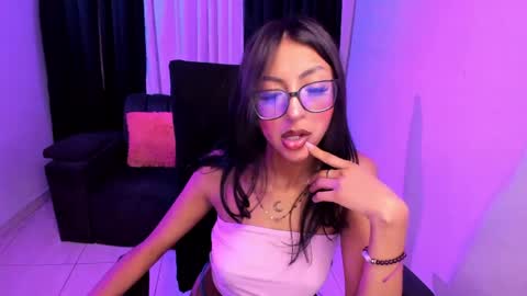 MEGANNNN online show from April 12, 2:59 am