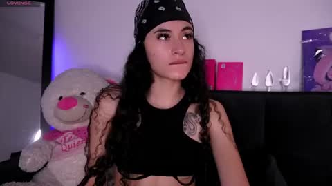 Alynn online show from June 29, 6:18 pm