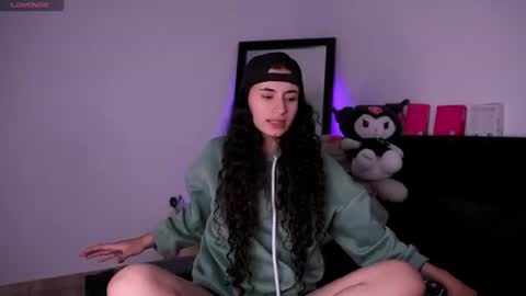 Alynn online show from July 22, 2:24 am