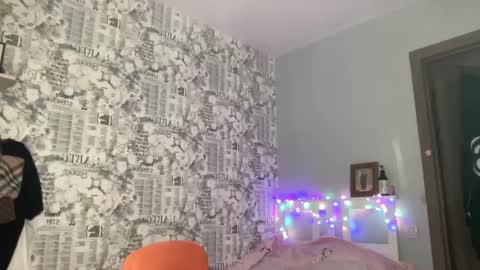 pussygirl007 online show from January 13, 8:26 am