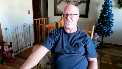 Snapshot of pussylover1365 chatting on February 17, 9:32 pm pussylover1365 online show from February 17, 9:32 pm