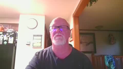 Snapshot of pussylover1365 chatting on September 23, 9:21 pm pussylover1365 online show from September 23, 9:21 pm