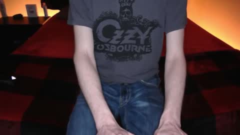 pussylover2182 online show from March 9, 4:17 am