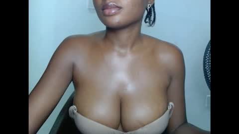 pussyxwetx online show from November 2, 11:16 pm