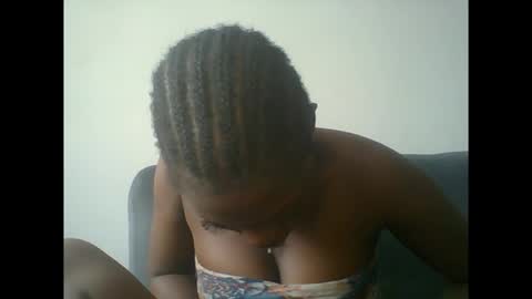 ora online show from March 3, 12:12 pm