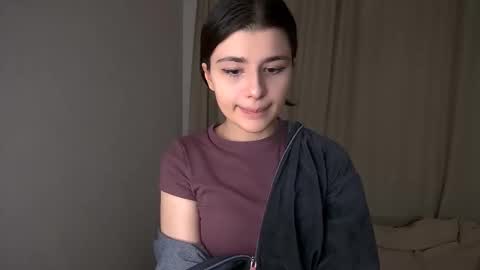 Ava online show from September 12, 9:50 pm