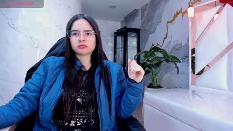 Qetsyah online show from March 16, 1:04 pm