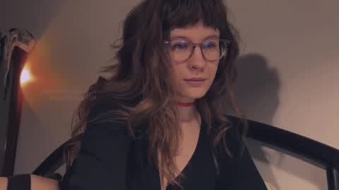    online show from December 24, 3:58 pm