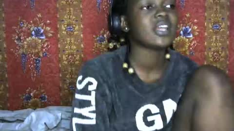 queen_banice online show from October 25, 7:58 pm