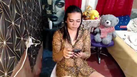 queen_ennah online show from November 6, 11:08 pm