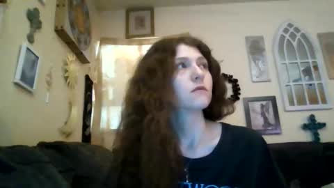 queencrimsonlvx online show from June 11, 2:53 am