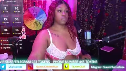 Snapshot of queencroze chatting on September 19, 4:00 pm Queen Cherise Roze online show from September 19, 4:00 pm