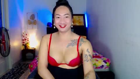 QUEEN online show from February 6, 2:59 am