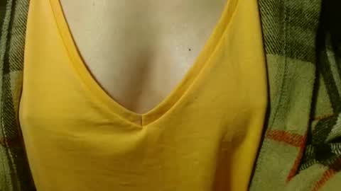 queenoftenderness online show from March 27, 7:48 pm