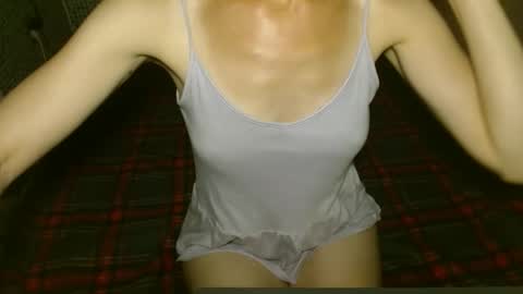 queenoftenderness online show from September 9, 7:14 pm