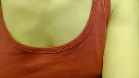 queenoftenderness online show from March 18, 10:59 pm