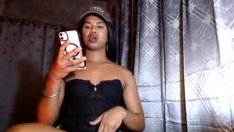 queenpinayebony_xx online show from July 19, 2:08 pm