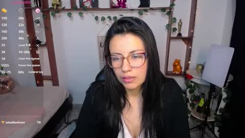 queenrose94 online show from February 24, 12:41 pm