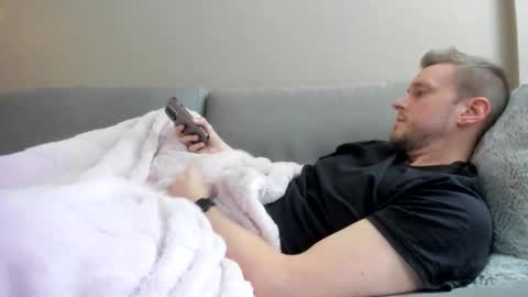 quietstraightcurious online show from April 19, 6:32 pm