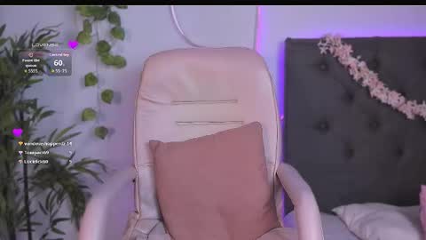    online show from March 18, 10:04 pm