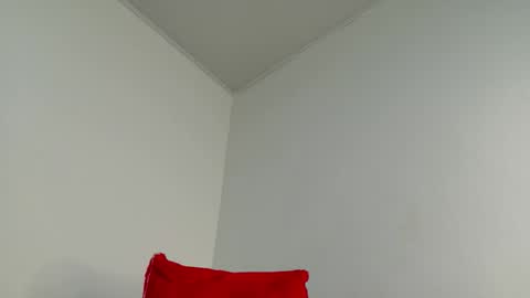 quuen_valery online show from March 12, 8:18 am